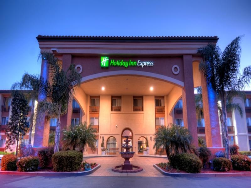 Holiday Inn Express Temecula, An Ihg Hotel Bagian luar foto